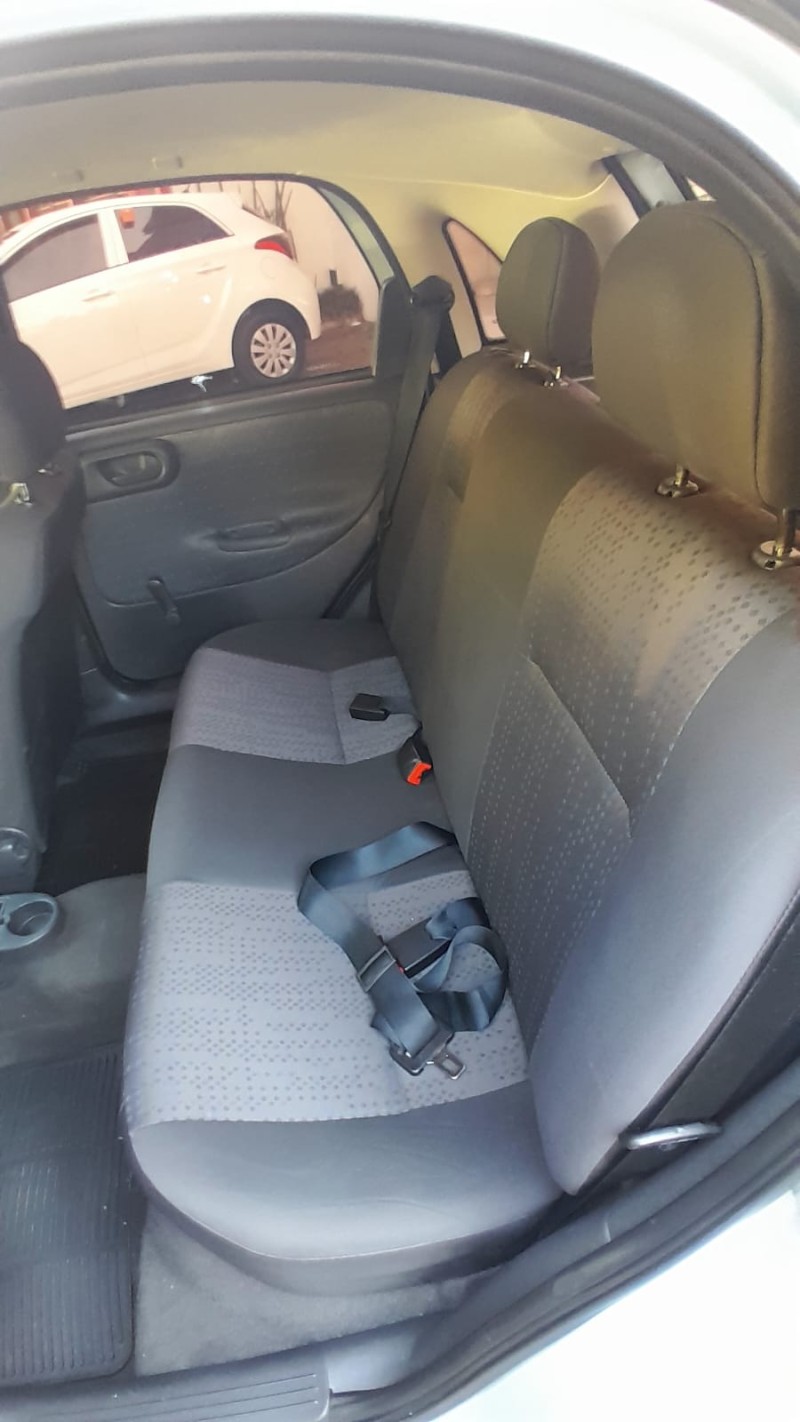 ONIX 1.4 MPFI LT 8V FLEX 4P MANUAL - 2019 - ESTâNCIA VELHA