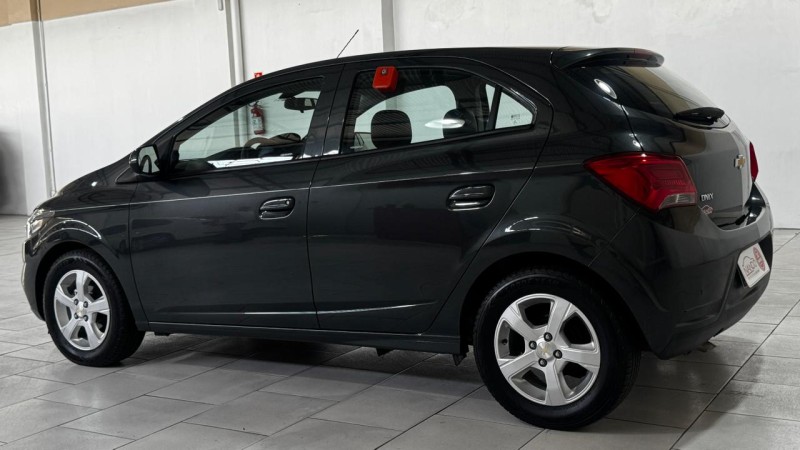 ONIX 1.4 MPFI LT 8V FLEX 4P MANUAL - 2019 - ESTâNCIA VELHA