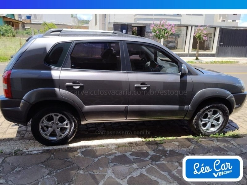 TUCSON 2.0 MPFI GLS 16V 143CV 2WD FLEX 4P AUTOMÁTICO - 2015 - VACARIA