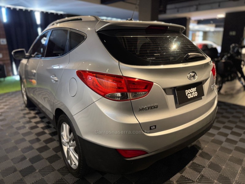IX35 2.0 MPI 4X2 16V FLEX 4P MANUAL - 2012 - FARROUPILHA