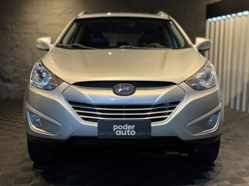 IX35 2.0 MPI 4X2 16V FLEX 4P MANUAL - 2012 - FARROUPILHA