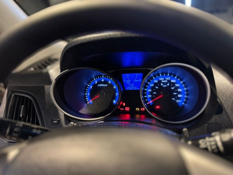 IX35 2.0 MPI 4X2 16V FLEX 4P MANUAL - 2012 - FARROUPILHA