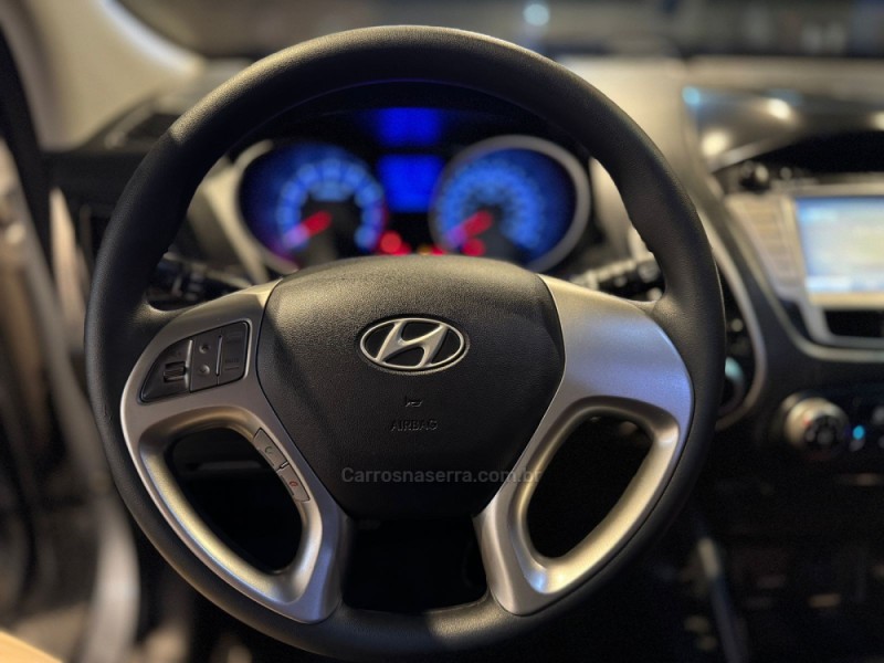 IX35 2.0 MPI 4X2 16V FLEX 4P MANUAL - 2012 - FARROUPILHA