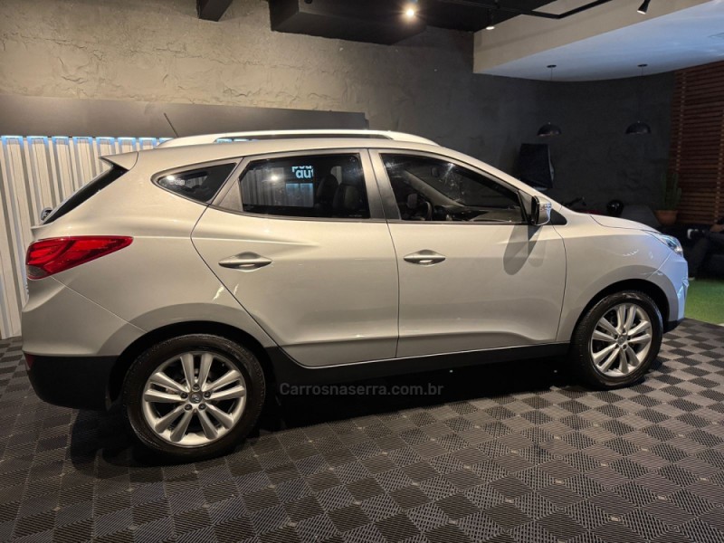 IX35 2.0 MPI 4X2 16V FLEX 4P MANUAL - 2012 - FARROUPILHA
