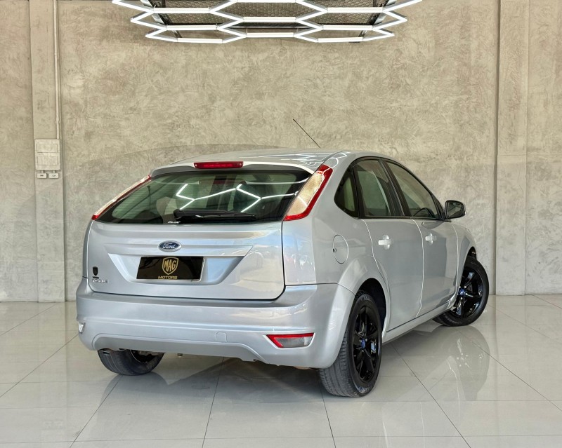 FOCUS 1.6 SE PLUS 16V FLEX 4P MANUAL - 2010 - CAXIAS DO SUL