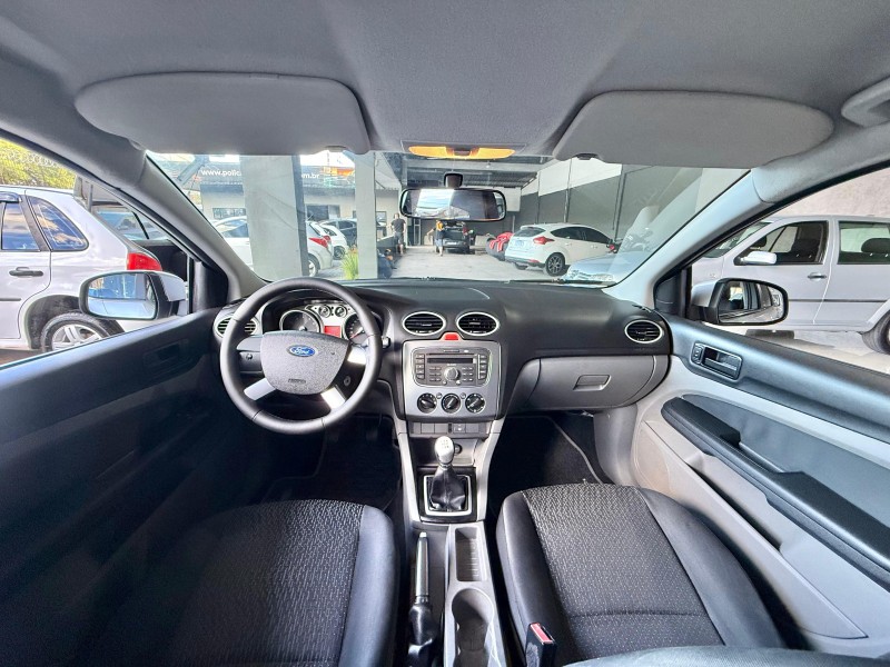FOCUS 1.6 SE PLUS 16V FLEX 4P MANUAL - 2010 - CAXIAS DO SUL