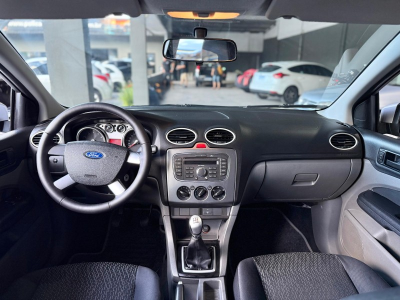 FOCUS 1.6 SE PLUS 16V FLEX 4P MANUAL - 2010 - CAXIAS DO SUL