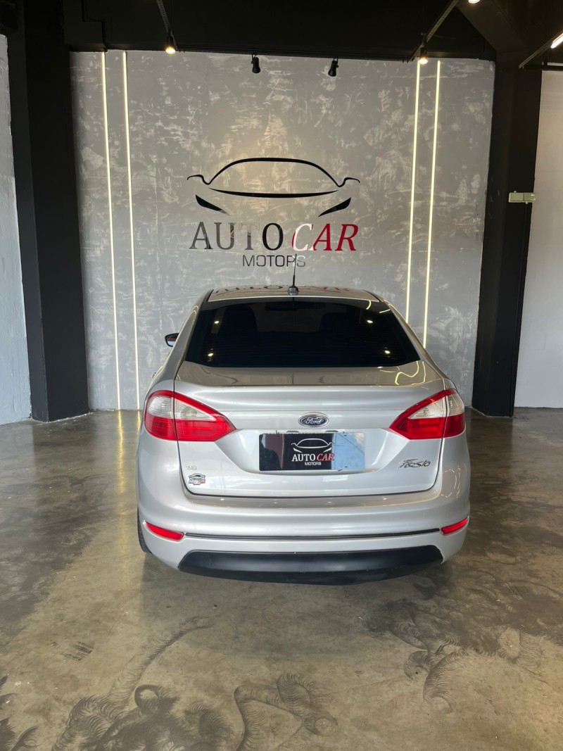 FIESTA 1.6 SE SEDAN 16V FLEX 4P MANUAL - 2014 - CAXIAS DO SUL