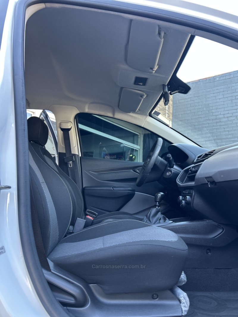 JOY 1.0 PLUS BLACK 8V FLEX 4P MANUAL - 2019 - CARAZINHO