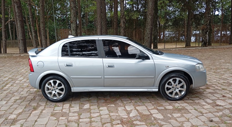 ASTRA 2.0 MPFI ADVANTAGE 8V FLEX 4P MANUAL - 2011 - CAXIAS DO SUL