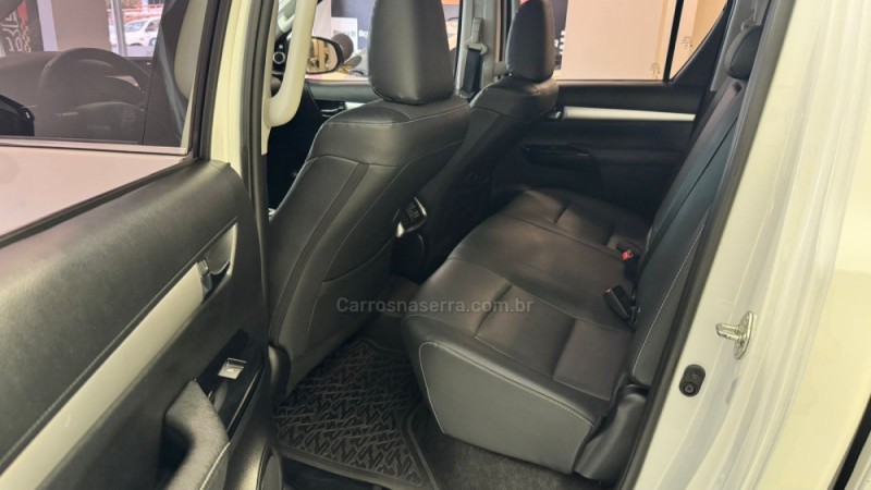 HILUX 2.8 SRX PLUS 4X4 CD TURBO DIESEL 4P AUTOMÁTICO - 2024 - SALVADOR DO SUL