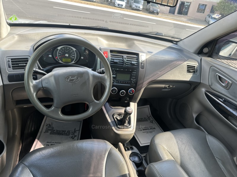 TUCSON 2.0 GL 2WD 16V GASOLINA 4P MANUAL - 2010 - SãO MARCOS