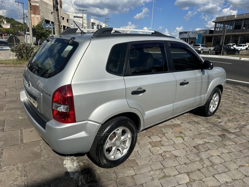 TUCSON 2.0 GL 2WD 16V GASOLINA 4P MANUAL - 2010 - SãO MARCOS