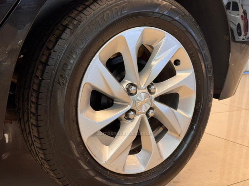 ONIX 1.0 LT 12V FLEX 4P MANUAL - 2023 - CASCA