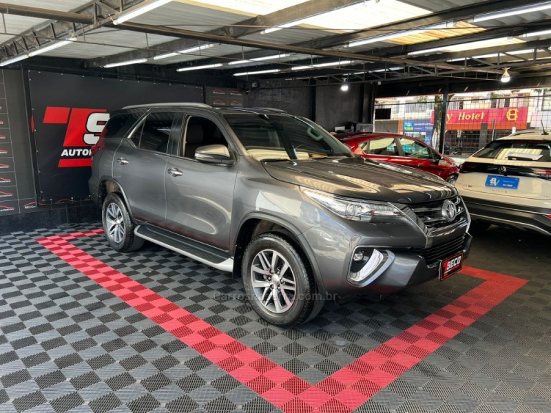 HILUX SW4 2.8 SRX 4X4 16V TURBO INTERCOOLER DIESEL 4P AUTOMÁTICO - 2019 - PASSO FUNDO