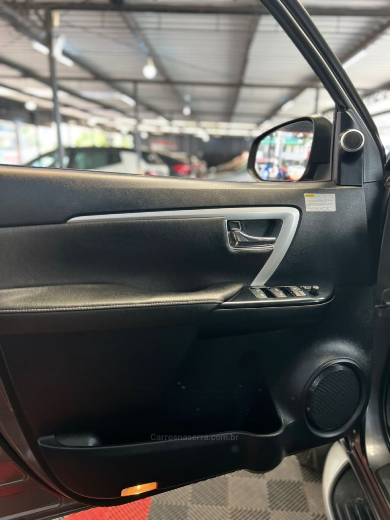 HILUX SW4 2.8 SRX 4X4 16V TURBO INTERCOOLER DIESEL 4P AUTOMÁTICO - 2019 - PASSO FUNDO