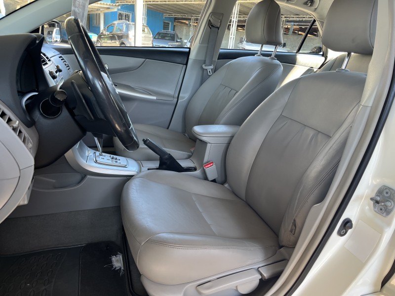 COROLLA 2.0 XEI 16V FLEX 4P AUTOMÁTICO - 2013 - GARIBALDI
