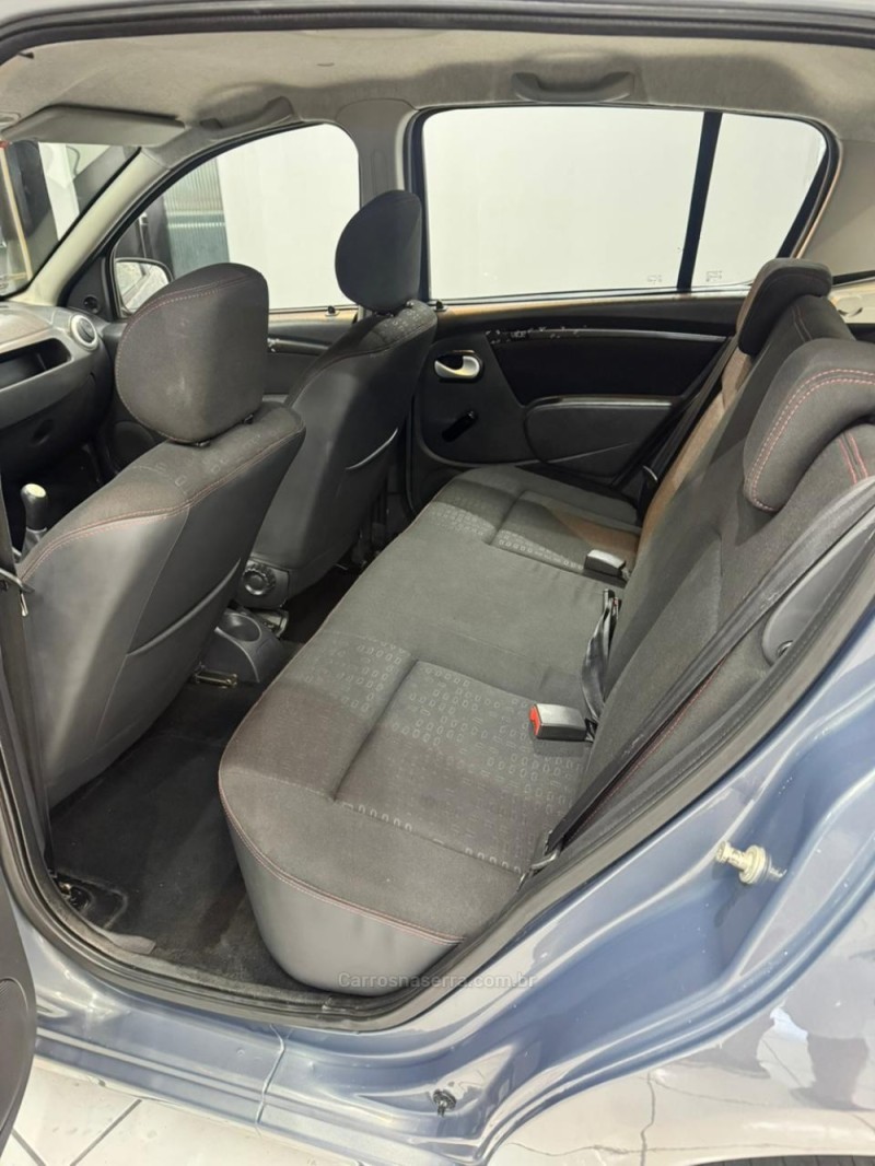 SANDERO 1.6 VIBE 8V FLEX 4P MANUAL - 2010 - CAXIAS DO SUL