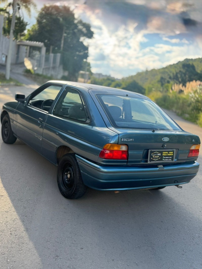 ESCORT 1.6 MPI GL 8V GASOLINA 2P MANUAL - 1993 - BENTO GONçALVES