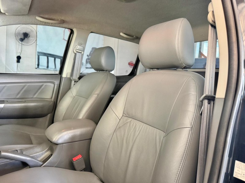 HILUX 3.0 SRV 4X4 CD 16V TURBO INTERCOOLER DIESEL 4P AUTOMÁTICO - 2014 - CAXIAS DO SUL