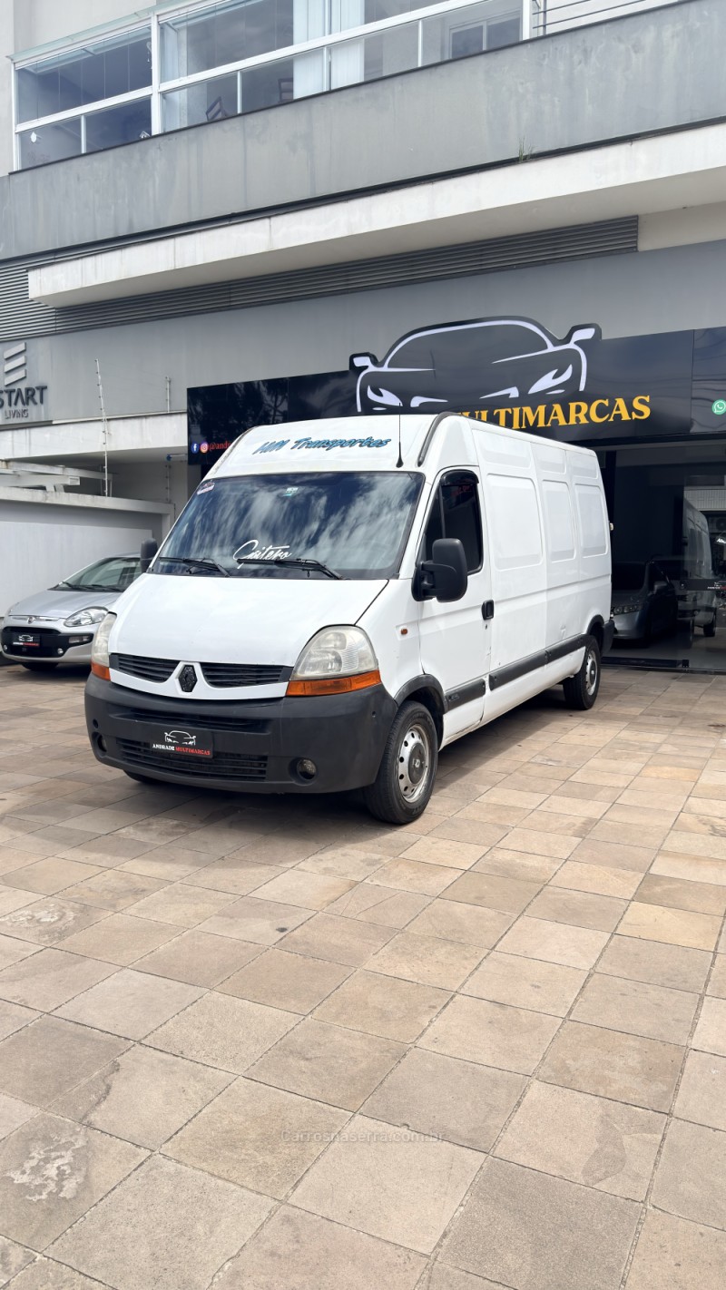 MASTER 2.5 DCI FURGÃO MÉDIO/LONGO TA DIESEL - 2013 - CAXIAS DO SUL