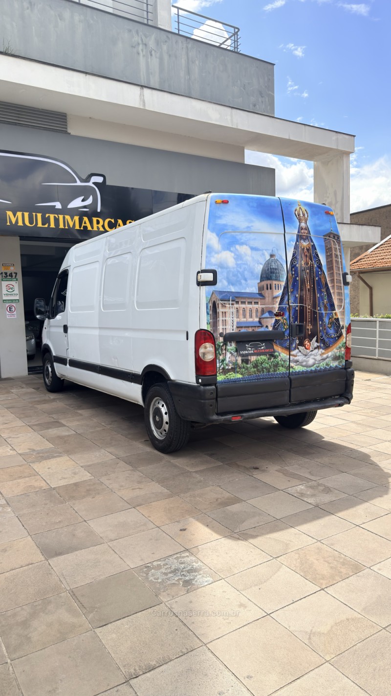 MASTER 2.5 DCI FURGÃO MÉDIO/LONGO TA DIESEL - 2013 - CAXIAS DO SUL
