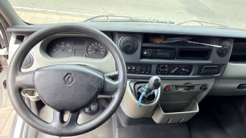 MASTER 2.5 DCI FURGÃO MÉDIO/LONGO TA DIESEL - 2013 - CAXIAS DO SUL