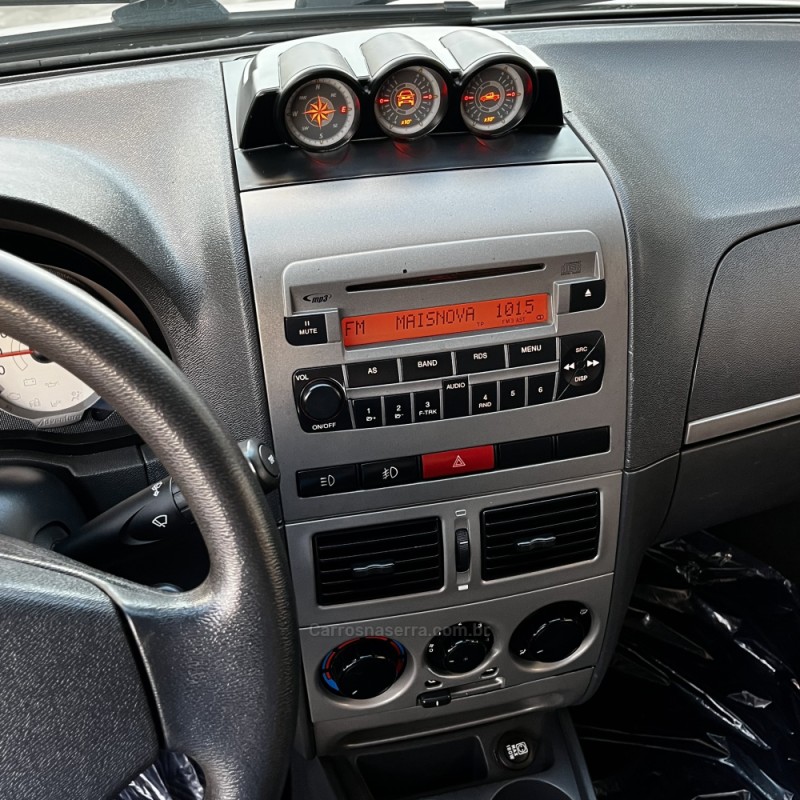 STRADA 1.8 MPI ADVENTURE LOCKER CE 8V FLEX 2P MANUAL - 2010 - VACARIA