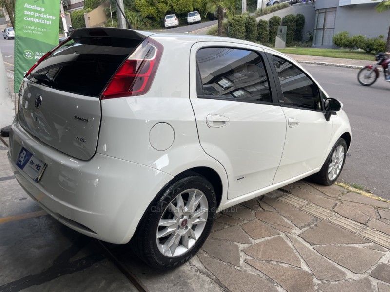 PUNTO 1.6 ESSENCE 16V FLEX 4P MANUAL - 2011 - BENTO GONçALVES