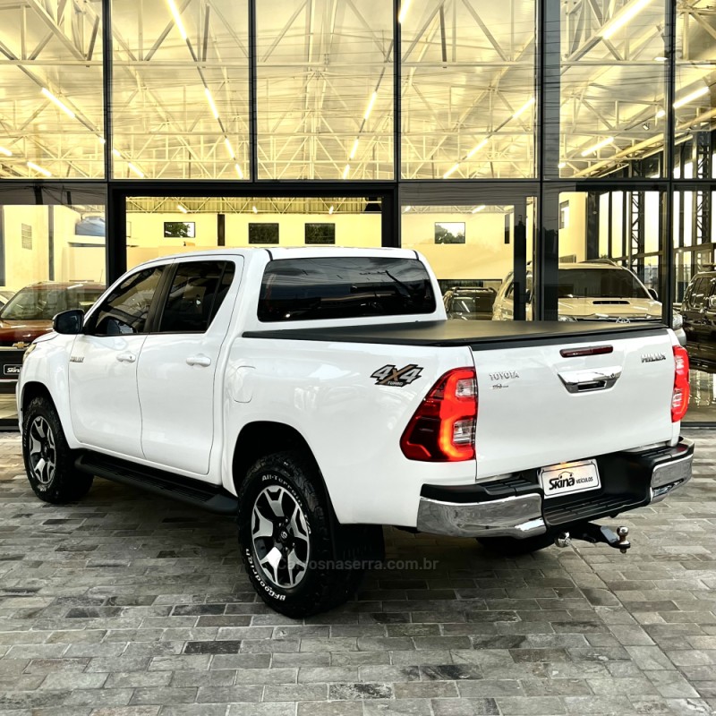 HILUX 2.8 SR 4X4 CD 16V DIESEL 4P AUTOMÁTICO - 2019 - VACARIA