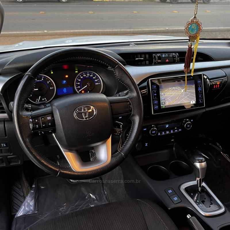 HILUX 2.8 SR 4X4 CD 16V DIESEL 4P AUTOMÁTICO - 2019 - VACARIA