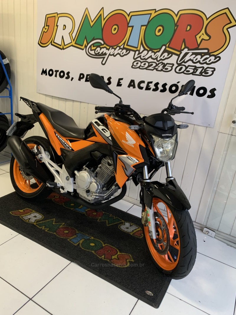 cb 250f twister  2019 caxias do sul