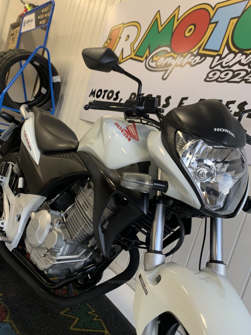 CB 300R  - 2011 - CAXIAS DO SUL