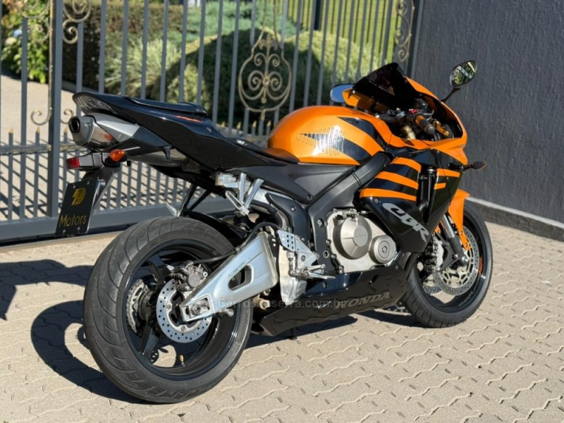 CBR 600RR ABS - 2006 - CAXIAS DO SUL