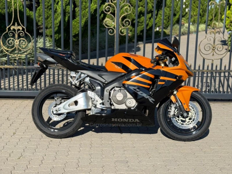 cbr 600rr abs 2006 caxias do sul