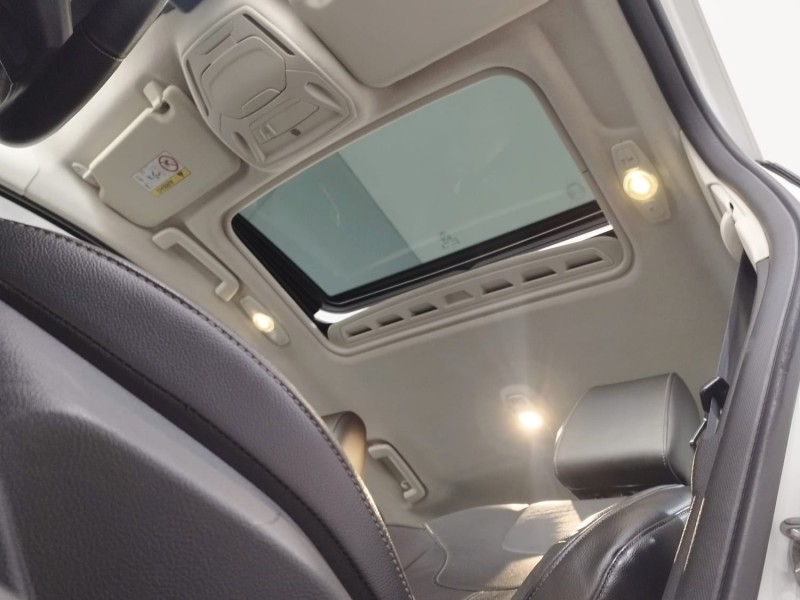 FOCUS 2.0 TITANIUM PLUS FASTBACK 16V FLEX 4P AUTOMÁTICO - 2016 - CAXIAS DO SUL