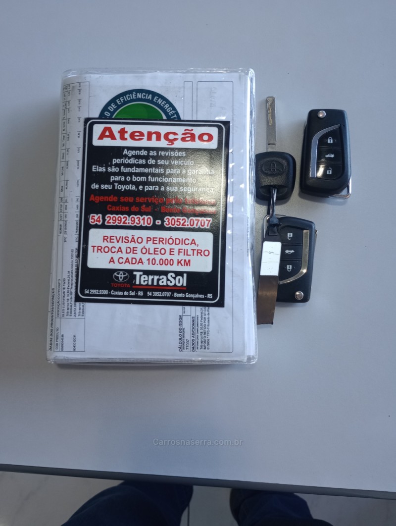 COROLLA 1.8 GLI 16V FLEX 4P AUTOMÁTICO - 2017 - CAXIAS DO SUL