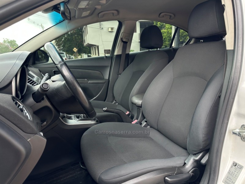 CRUZE 1.8 LT 16V FLEX 4P MANUAL - 2014 - GUAPORé