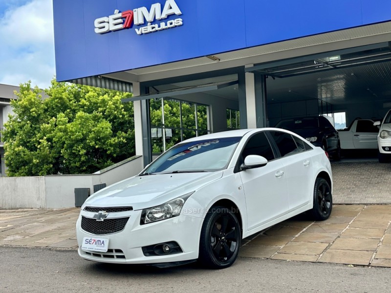 CRUZE 1.8 LT 16V FLEX 4P MANUAL