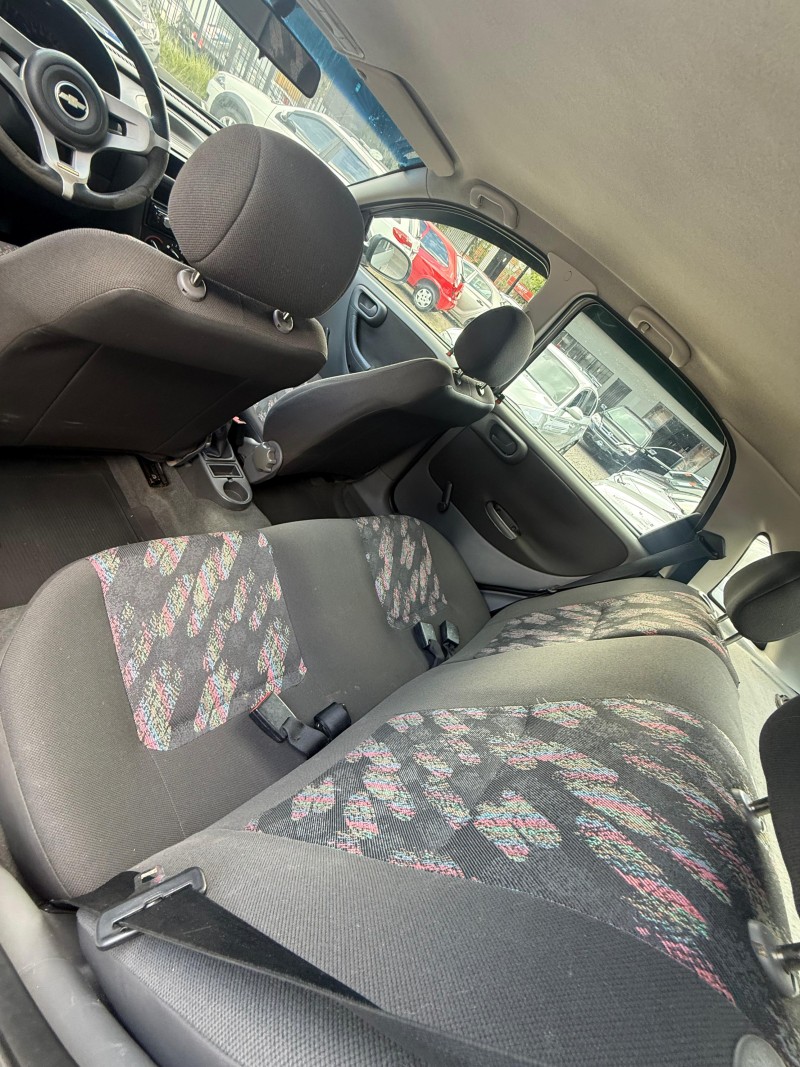 CORSA 1.8 MPFI MAXX SEDAN 8V FLEX 4P MANUAL - 2005 - CAXIAS DO SUL