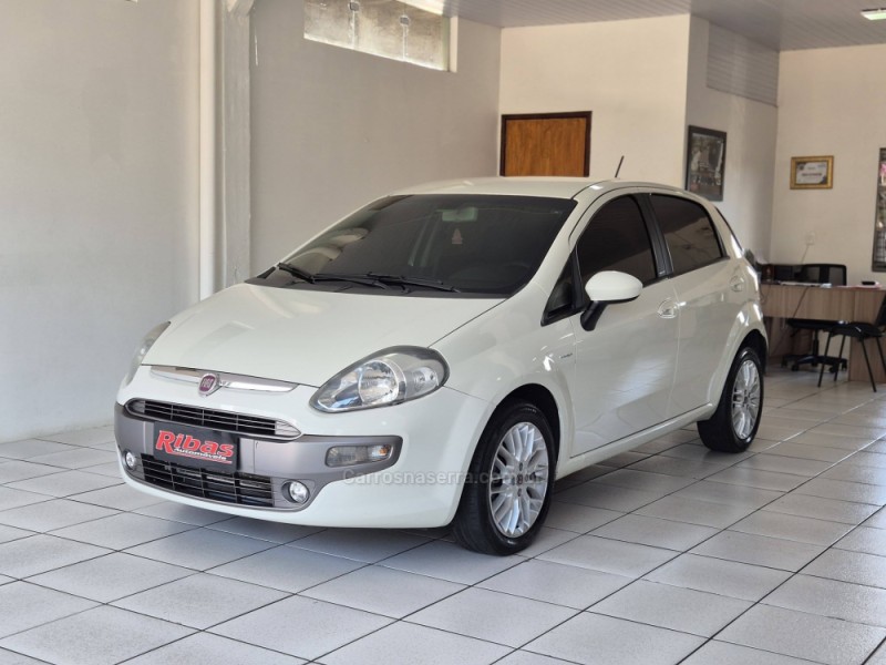 PUNTO 1.6 ESSENCE SP DUALOGIC 16V FLEX 4P AUTOMATIZADO - 2014 - NãO-ME-TOQUE