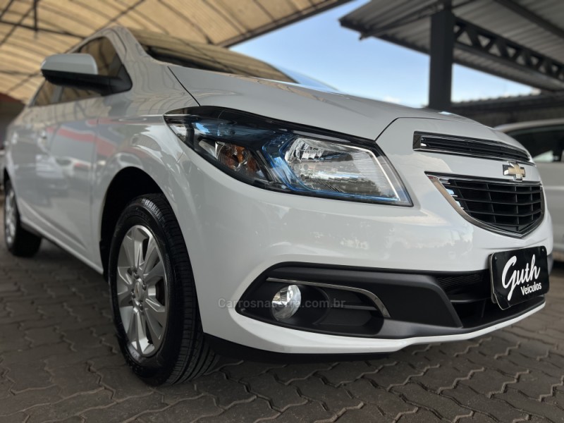 PRISMA 1.4 MPFI LTZ 8V FLEX 4P MANUAL - 2016 - BOM PRINCíPIO