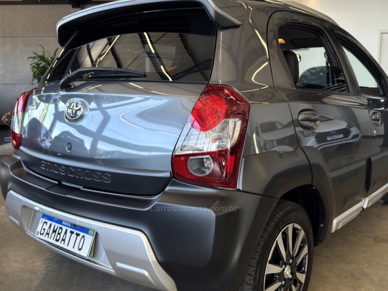 ETIOS CROSS 1.5 16V FLEX 4P MANUAL - 2014 - BENTO GONçALVES