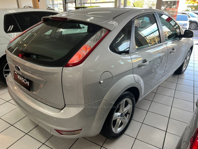 FOCUS 1.6 GLX SIGMA 16V FLEX 4P MANUAL - 2012 - CAXIAS DO SUL