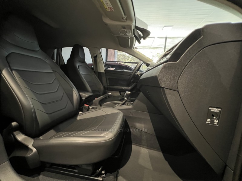 POLO 1.0 170 TSI 12V HIGHLINE FLEX 4P AUTOMÁTICO - 2023 - CAXIAS DO SUL