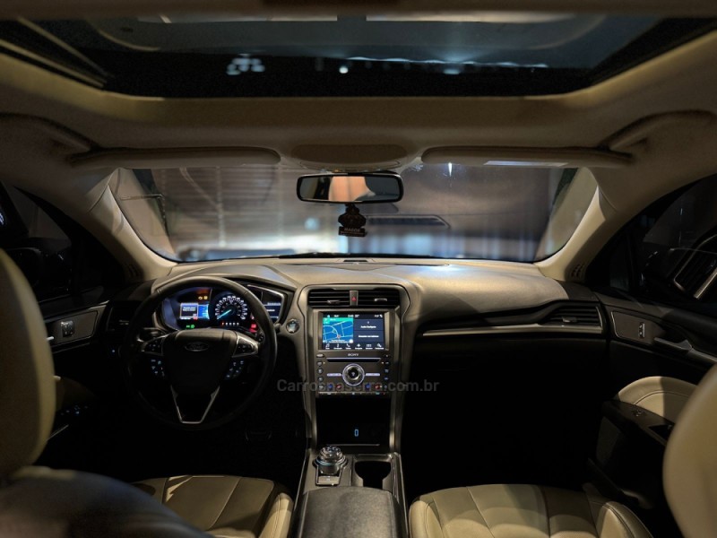 FUSION 2.0 TITANIUM PLUS 16V GASOLINA 4P AUTOMÁTICO - 2017 - FARROUPILHA