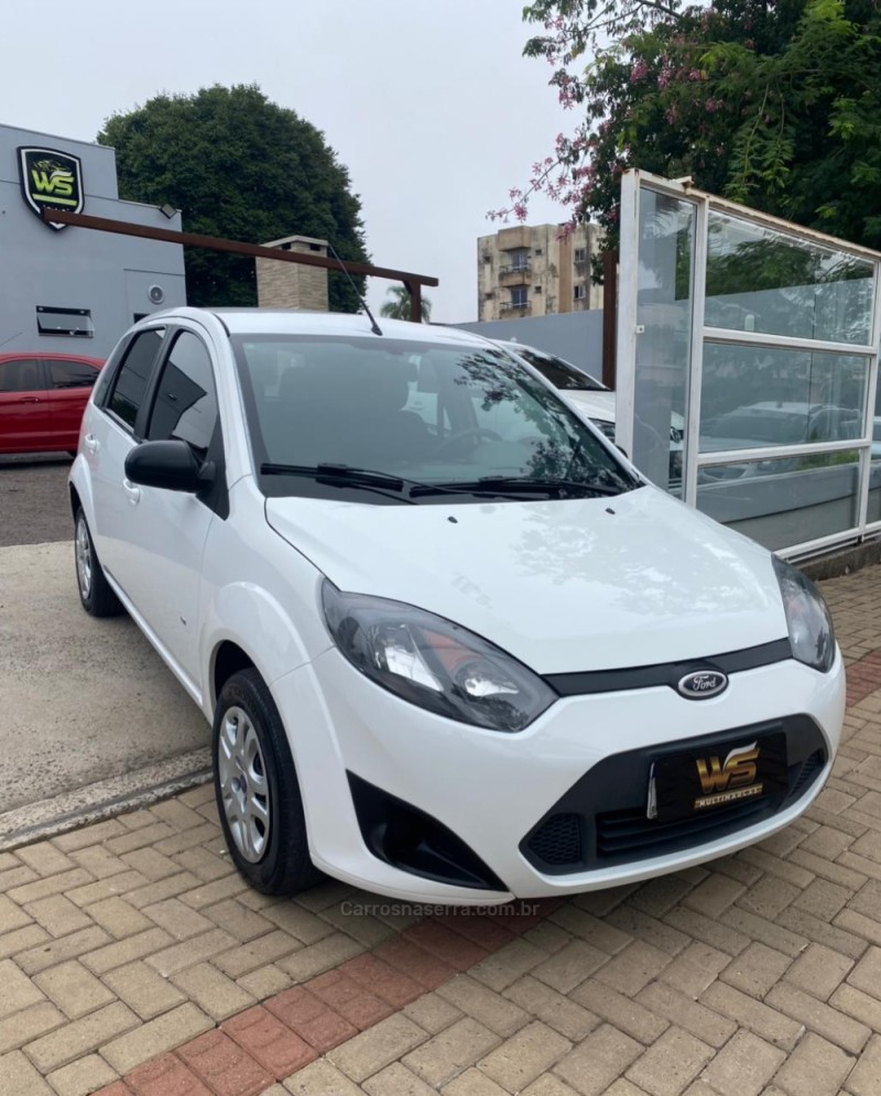 FIESTA 1.0 MPI CLASS HATCH 8V FLEX 4P MANUAL - 2014 - VENâNCIO AIRES