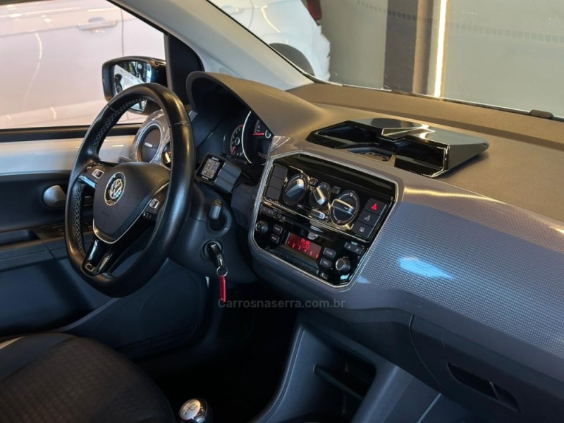 UP 1.0 TSI CROSS 12V FLEX 4P MANUAL - 2018 - CAXIAS DO SUL