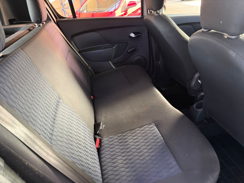 SANDERO 1.6 EXPRESSION 8V FLEX 4P MANUAL - 2015 - CAXIAS DO SUL