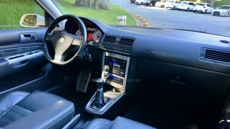 GOLF 1.6 MI SPORTLINE LIMITED EDITION 8V FLEX 4P MANUAL - 2012 - CAXIAS DO SUL